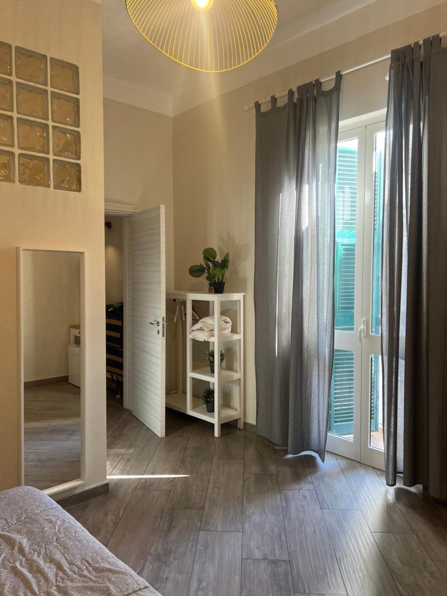 Elena Rooms Taranto Exterior foto